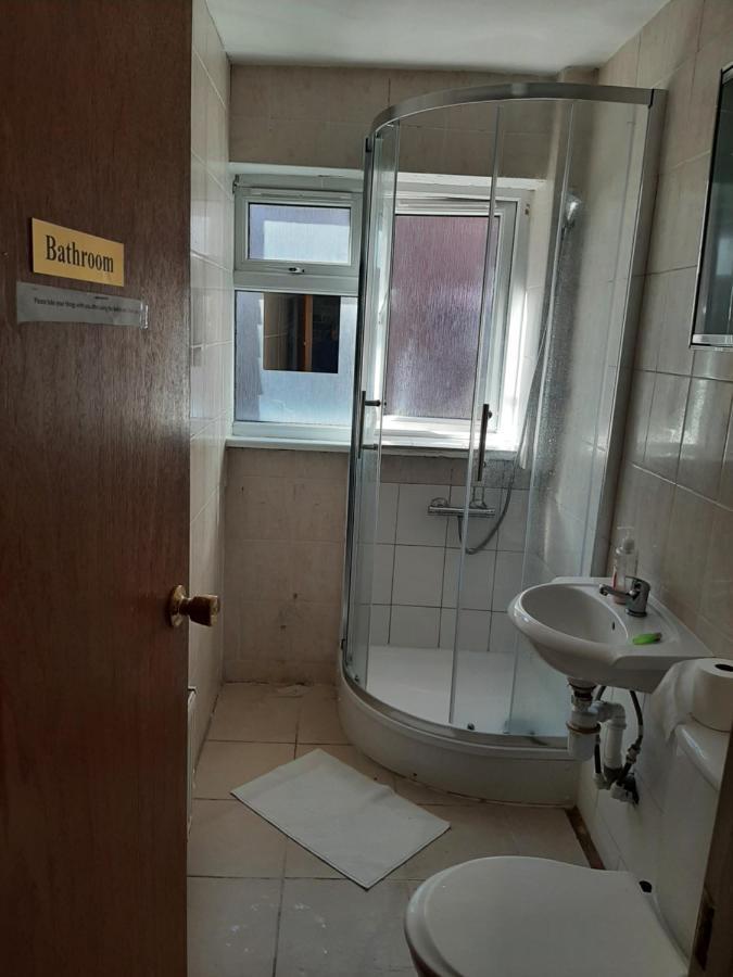 Single Bedroom With Wifi Off Bricklane 3 ลอนดอน ภายนอก รูปภาพ
