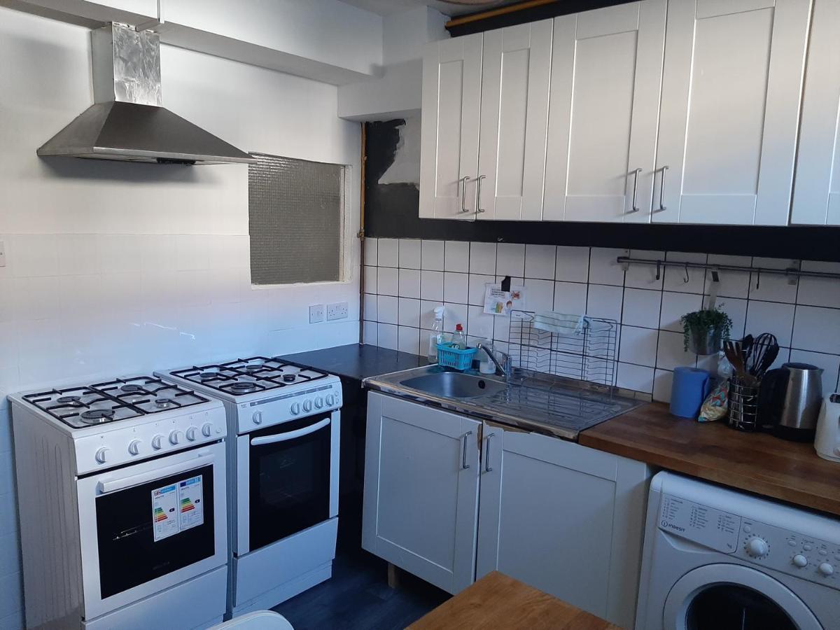 Single Bedroom With Wifi Off Bricklane 3 ลอนดอน ภายนอก รูปภาพ